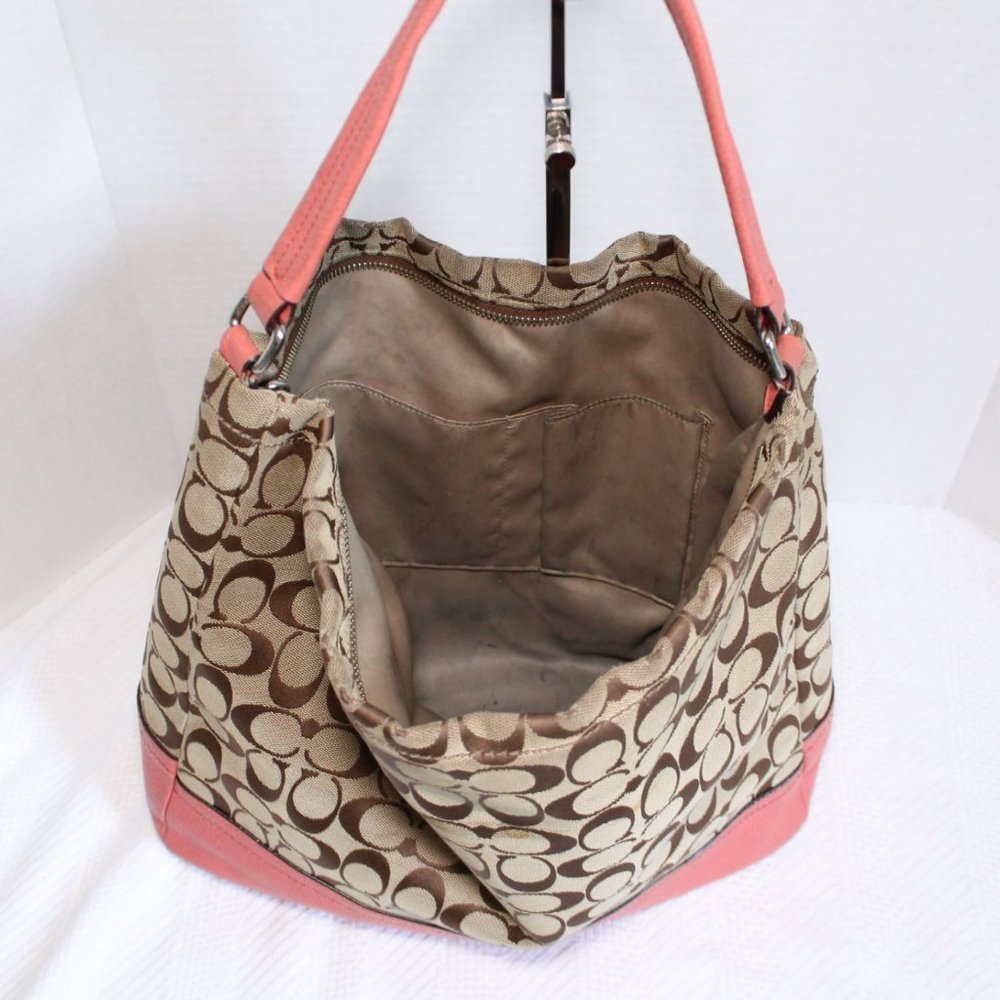 Coach Park Signature Hobo Canvas w Pink Leather - Picture 4 of 13